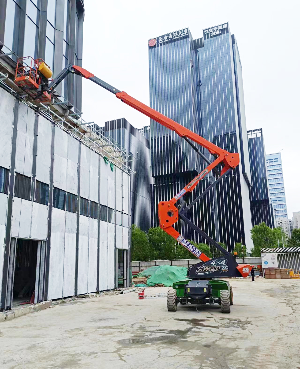 22米電動曲臂式升降車
